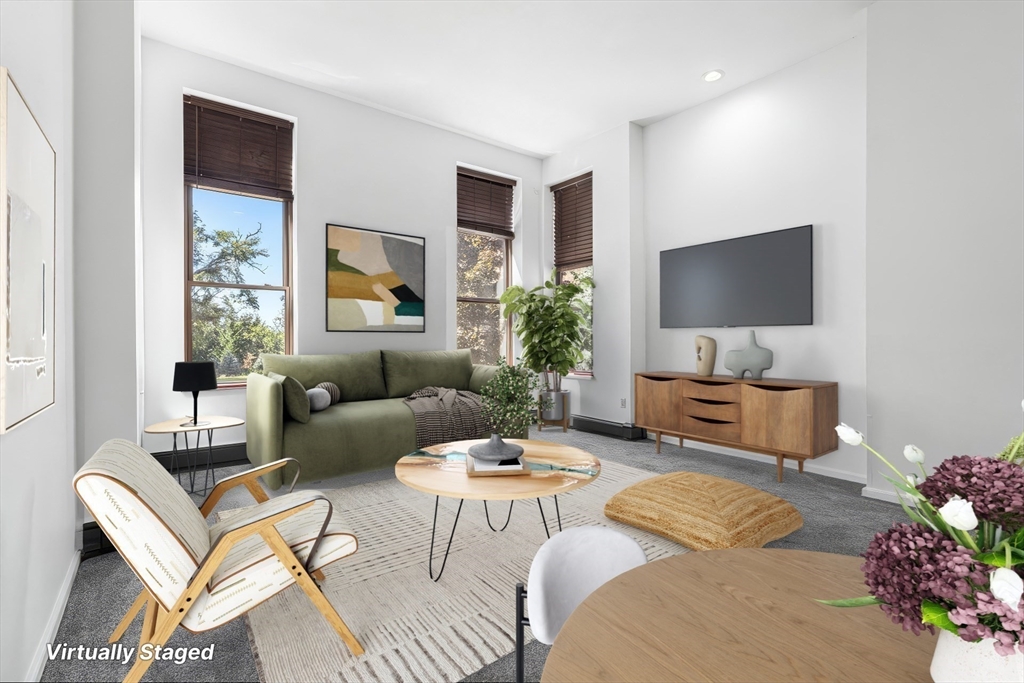 141 Savin Hill Ave, Boston, Massachusetts 02125