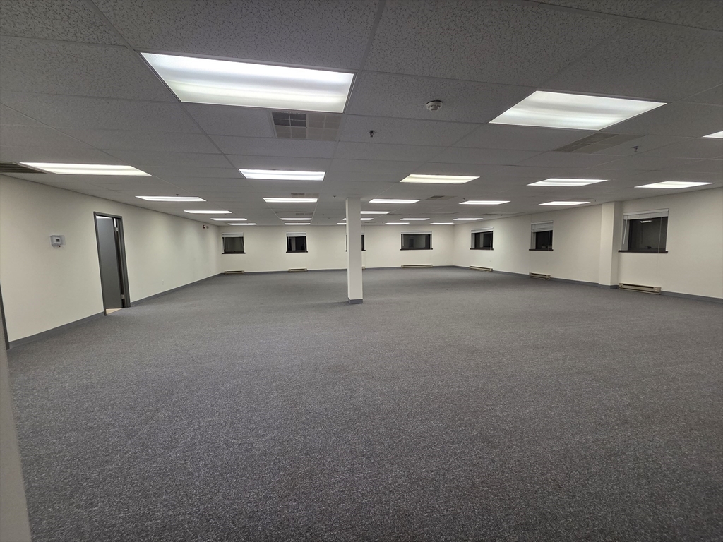 500 West Cummings Park, Woburn, Massachusetts 01801, ,Commercial Lease,For Rent,West Cummings Park,73455721