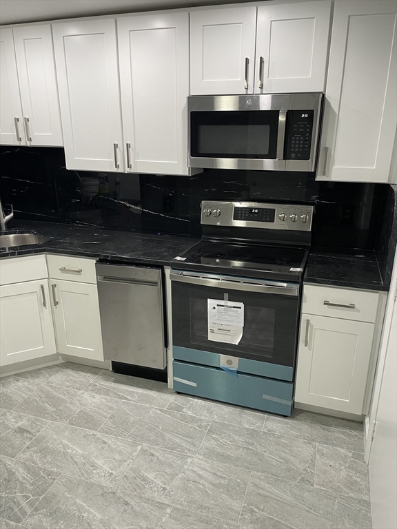 333 Central Street, Saugus, Massachusetts 01906, 1 Bedroom Bedrooms, 3 Rooms Rooms,1 BathroomBathrooms,Residential Lease,For Rent,Central Street,73455760