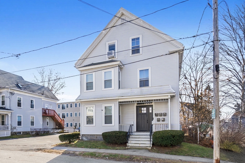 4 Butler Ave, Danvers, Massachusetts 01923, 7 Bedrooms Bedrooms, 18 Rooms Rooms,5 BathroomsBathrooms,Residential Income,For Sale,Butler Ave,73459936