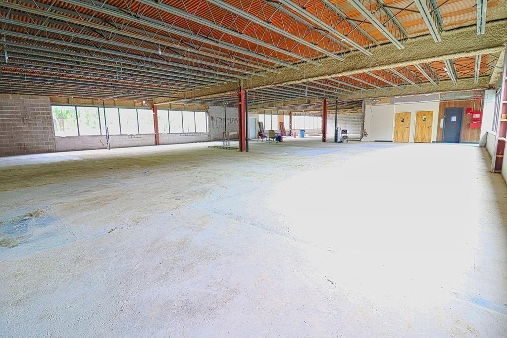 499 Essex Street, Lawrence, Massachusetts 01840