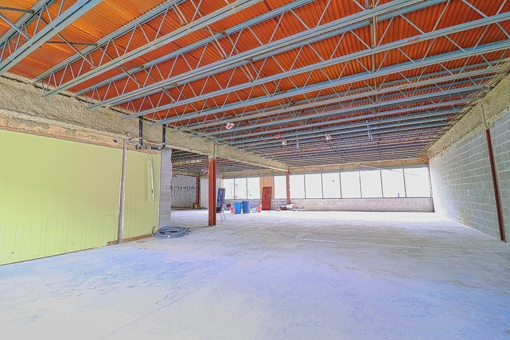 499 Essex Street, Lawrence, Massachusetts 01840