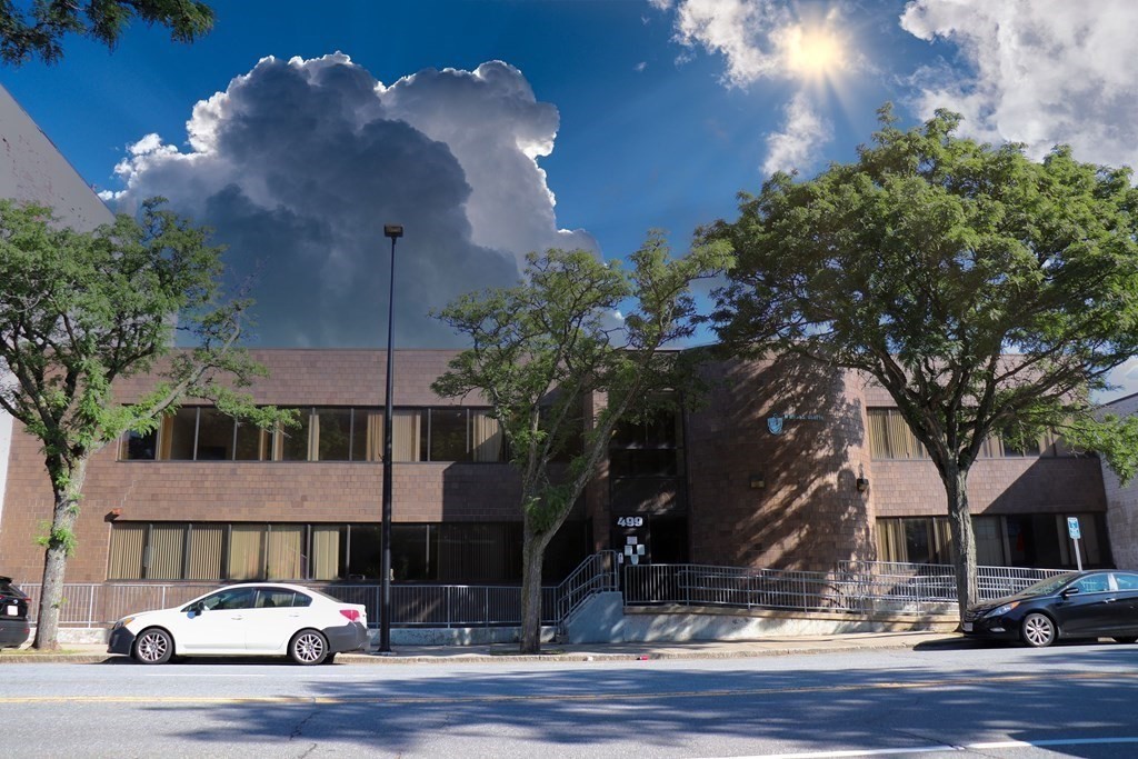 499 Essex Street, Lawrence, Massachusetts 01840