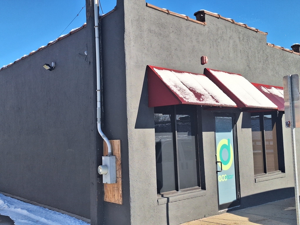 24 Adams St, Chelsea, Massachusetts 02150