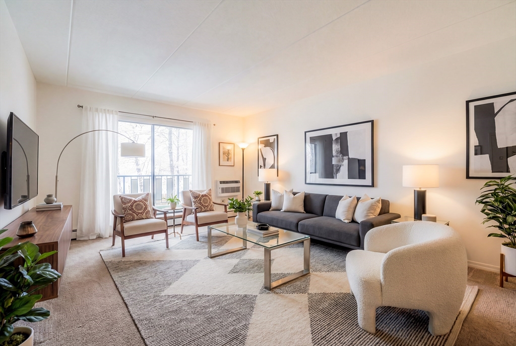 80 N Warren St, Woburn, Massachusetts 01801