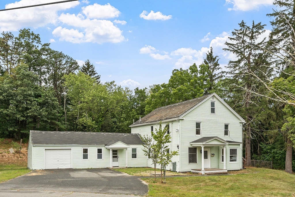 15 Bliss St, Monson, Massachusetts 01057