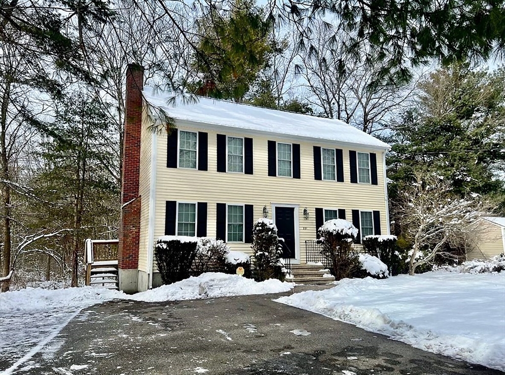 227 Village St, Millis, Massachusetts 02054