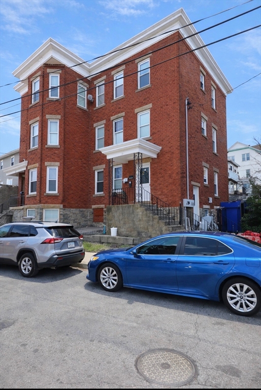 70 Jencks St, Fall River, Massachusetts 02723