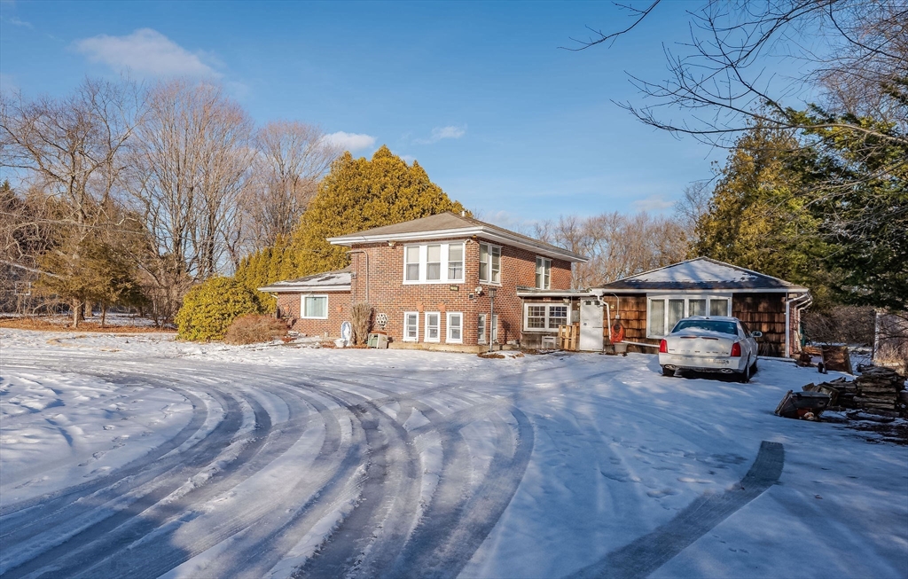 731 Hilldale Ave, Haverhill, Massachusetts 01832