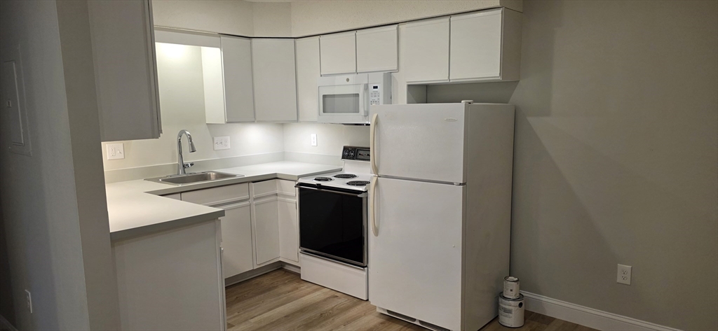 284 N Main St, Mansfield, Massachusetts 02048