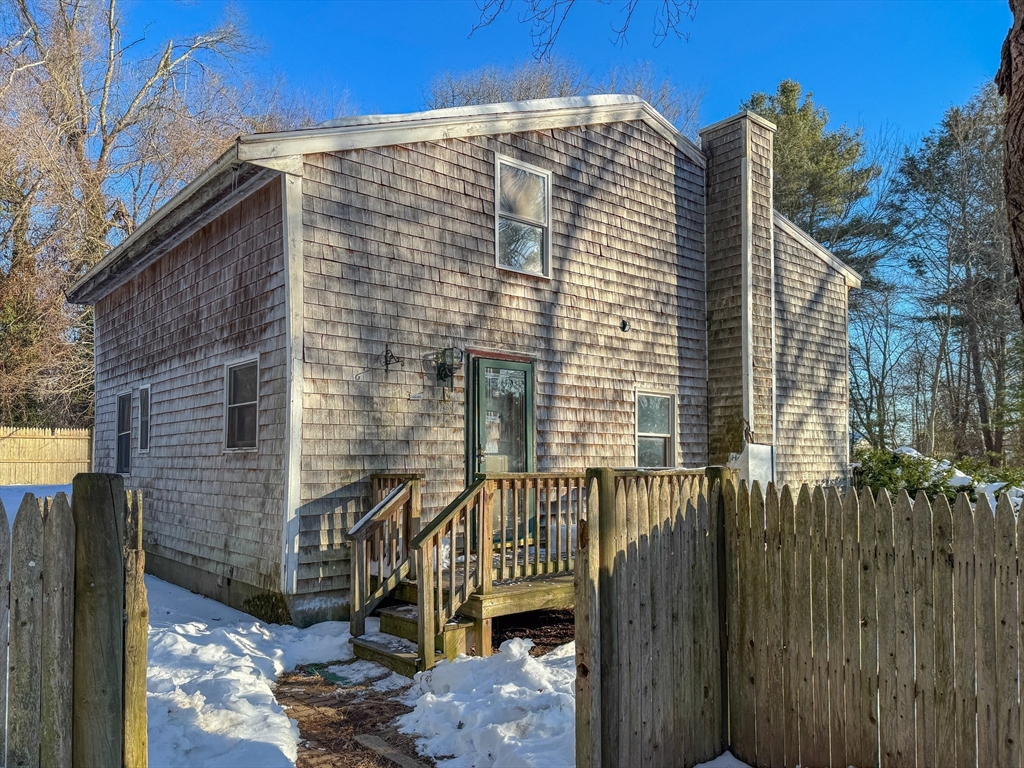 23 Fifth Ave, Lakeville, Massachusetts 02347