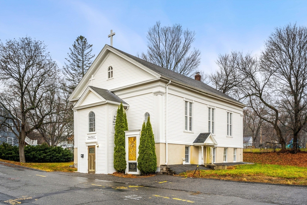 10 Overlook St, Grafton, Massachusetts 01536