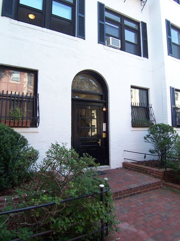 18 Medfield Street, Boston, Massachusetts 02215