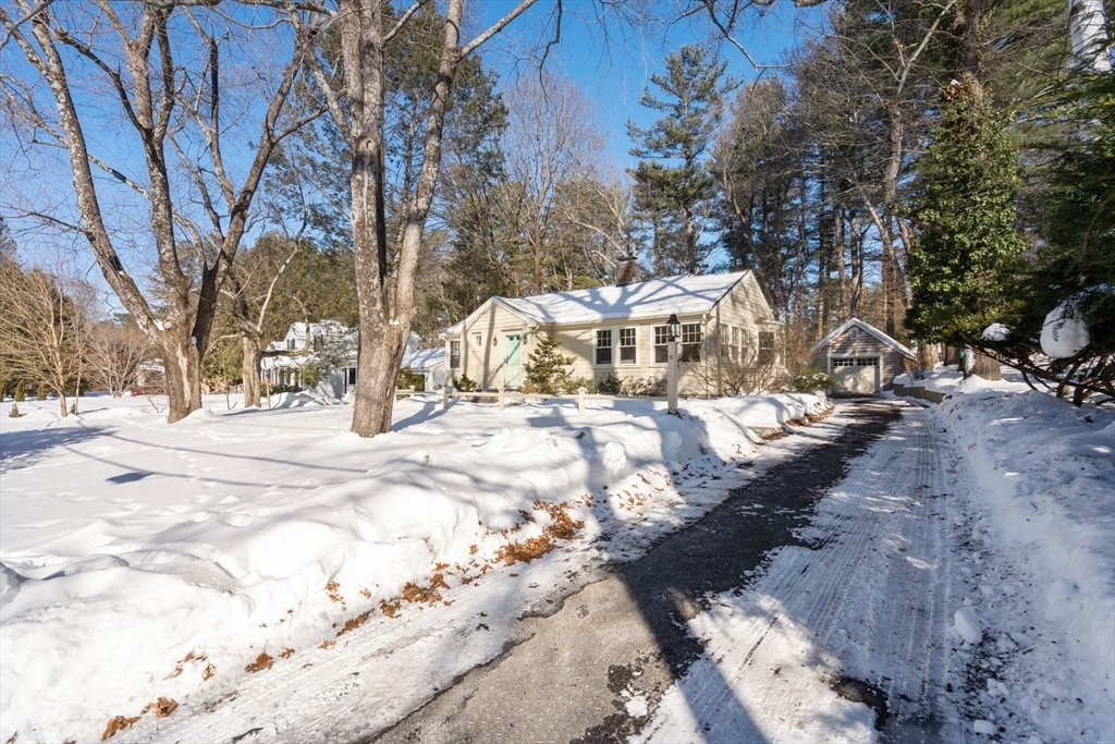13 Rich Valley Road, Wayland, Massachusetts 01778