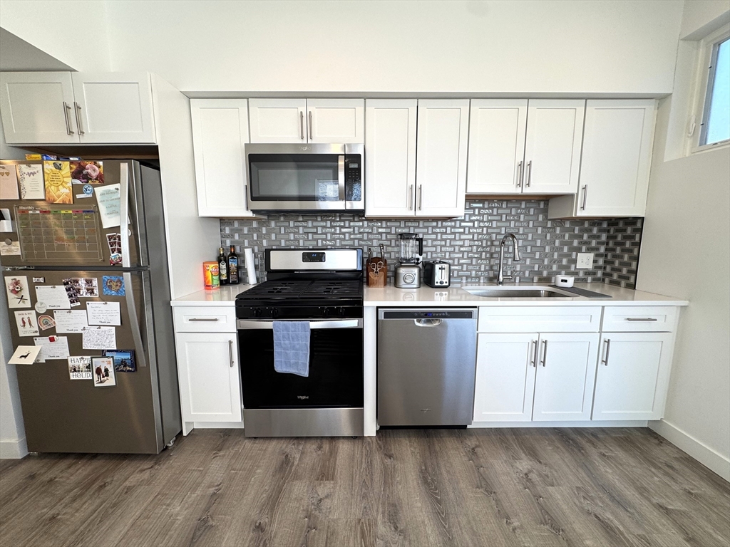 302 Broadway, Everett, Massachusetts 02149