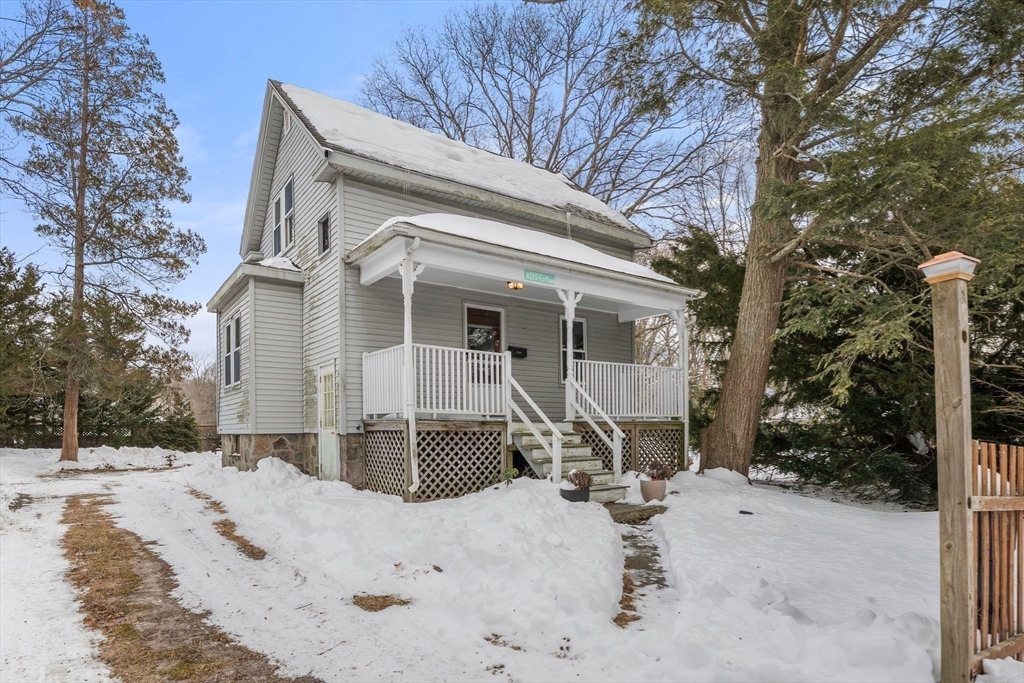 370 Grove, Boston, Massachusetts 02132