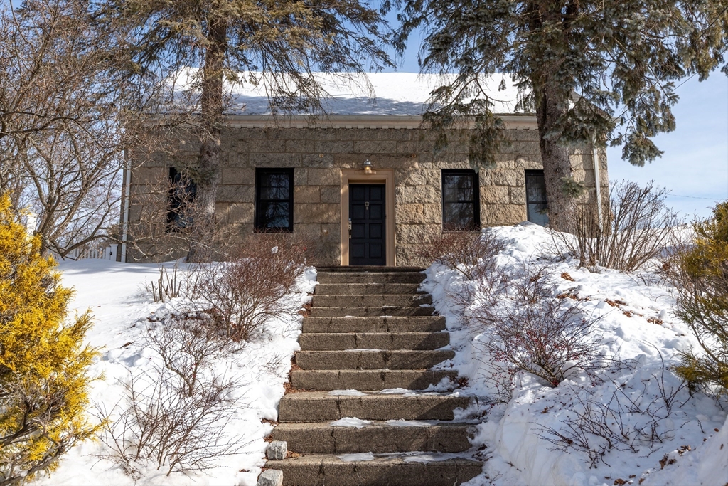 2294 Providence Rd, Northbridge, Massachusetts 01534