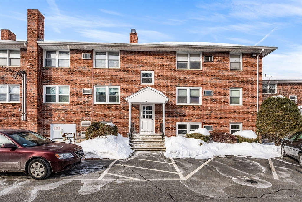 241 Main St, Reading, Massachusetts 01867