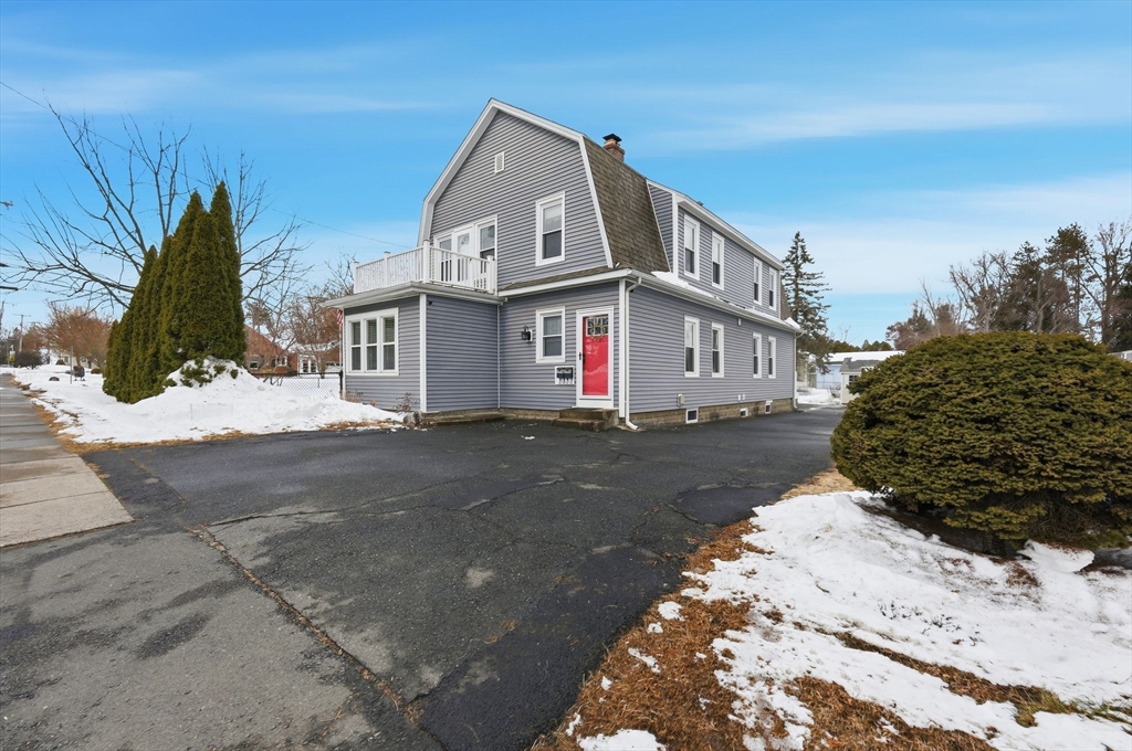 1996 Westfield St, West Springfield, Massachusetts 01089