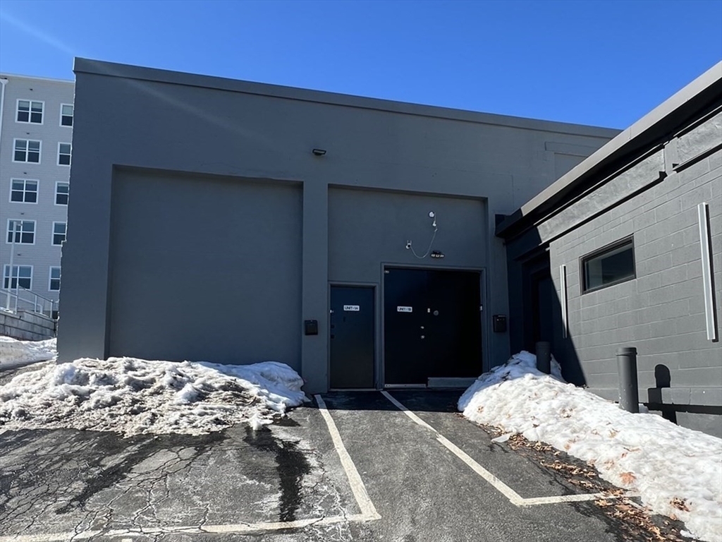 55 Pond, Waltham, Massachusetts 02451