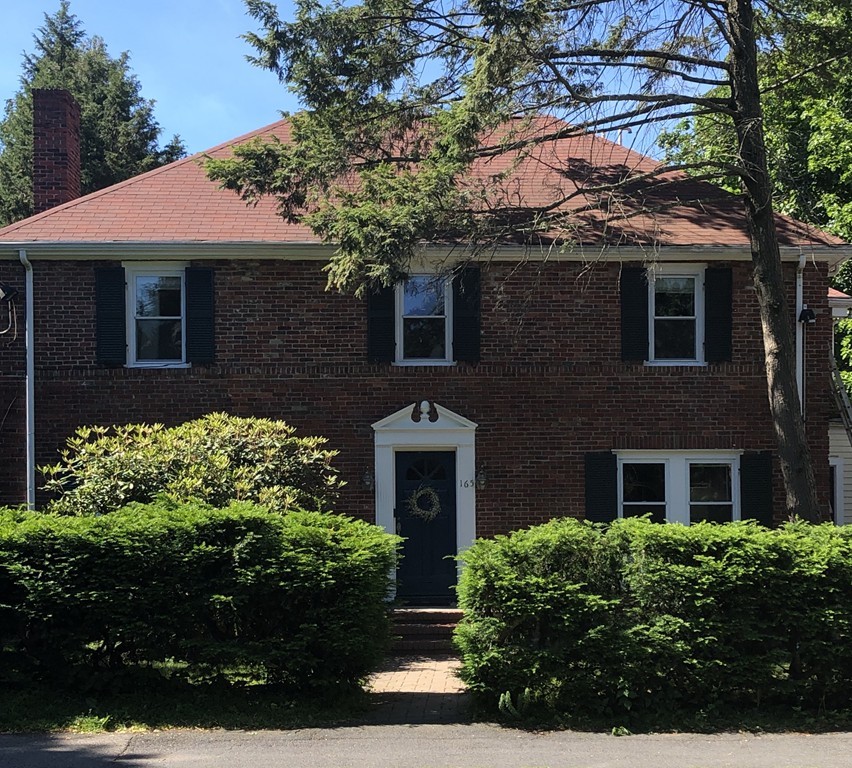 165 Longwood Avenue, Brookline, Massachusetts 02446