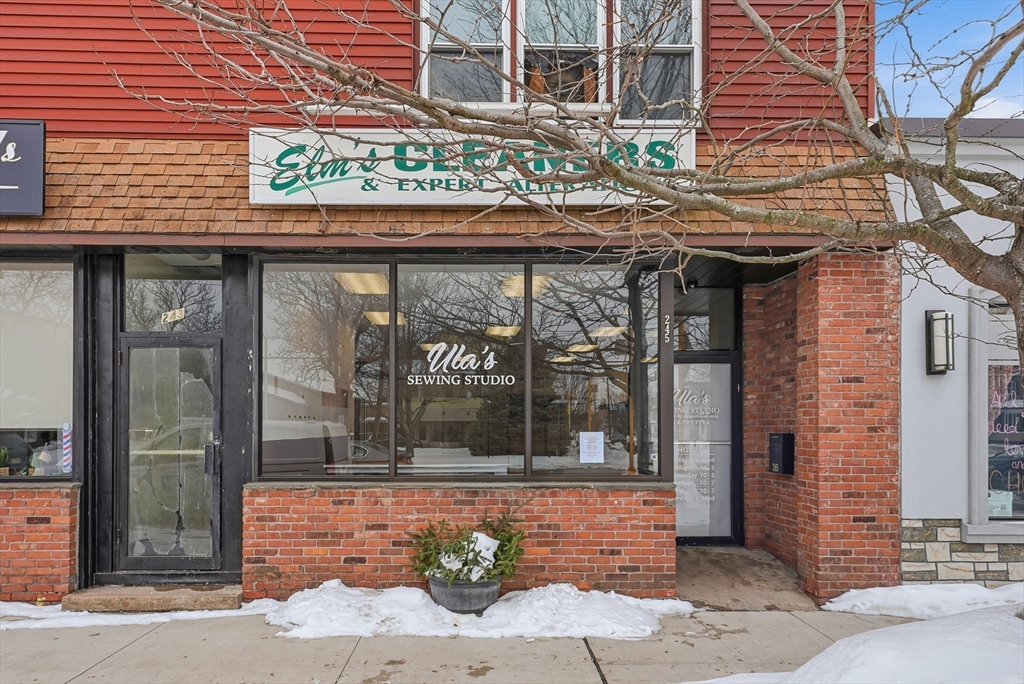 245 Elm Street, West Springfield, Massachusetts 01089