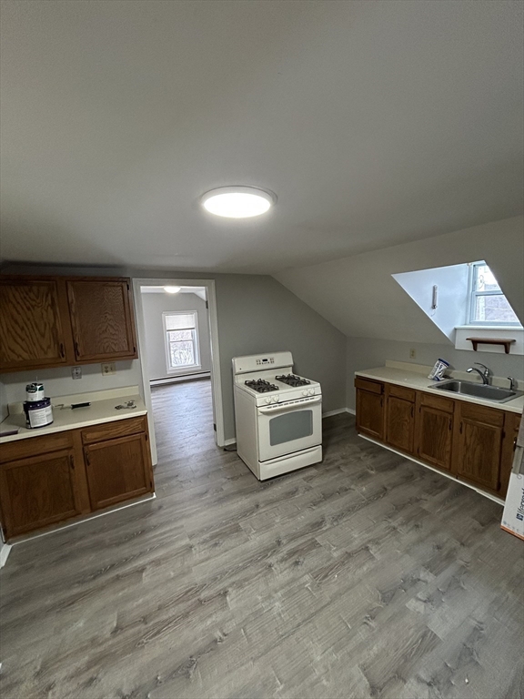 110 Chase Ave, Webster, Massachusetts 01570