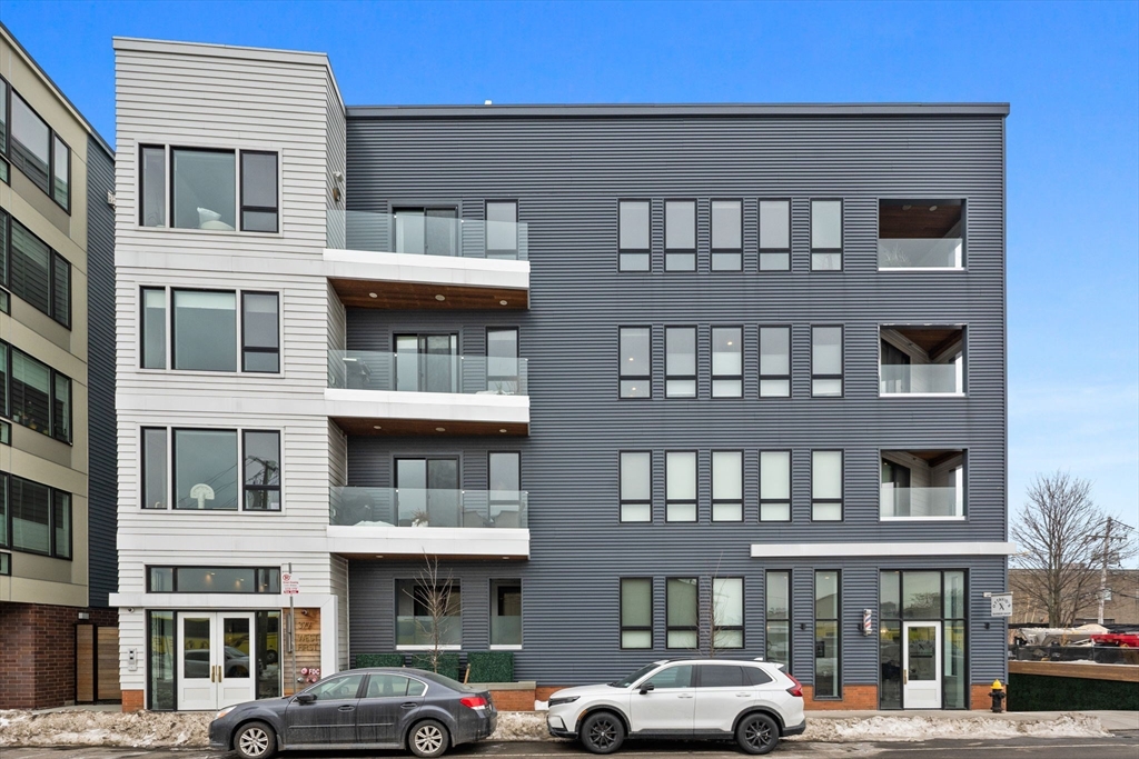 377 W 1st St, Boston, Massachusetts 02127