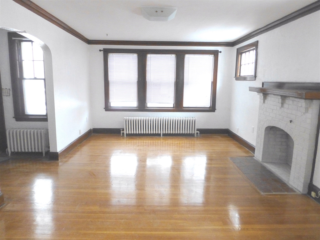 10 Hatherly Rd, Boston, Massachusetts 02135