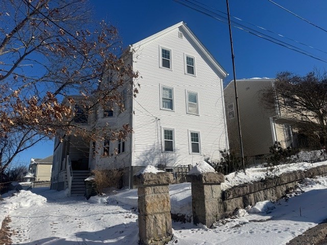 164 Narragansett St, Fall River, Massachusetts 02720