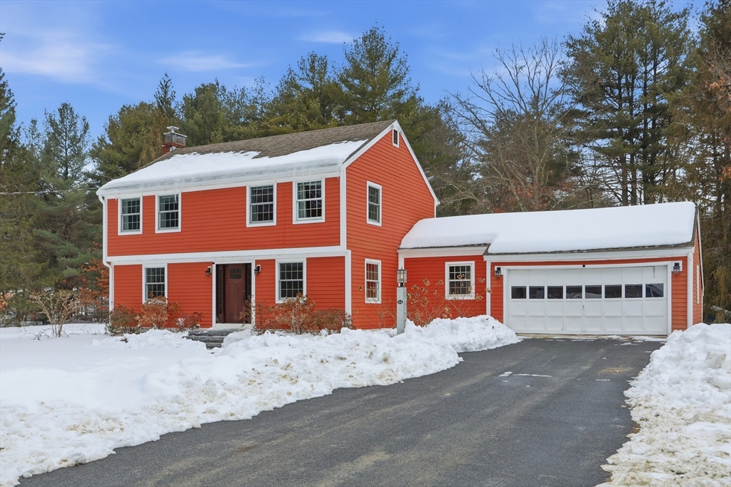 84 Craigie Circle, Carlisle, Massachusetts 01741
