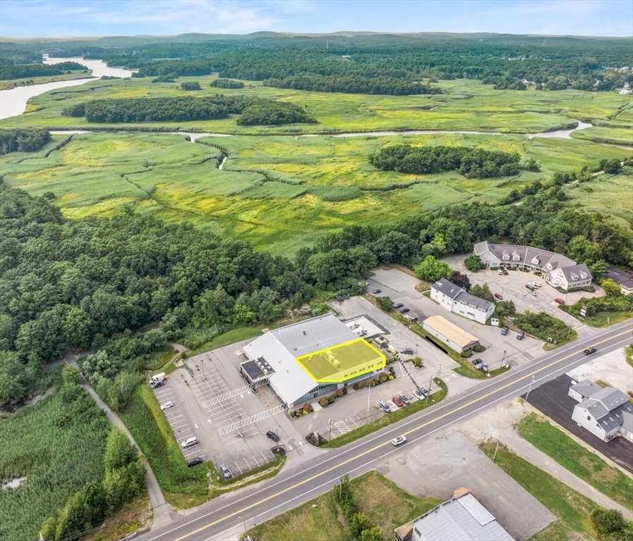 114 Bridge Rd, Salisbury, Massachusetts 01952