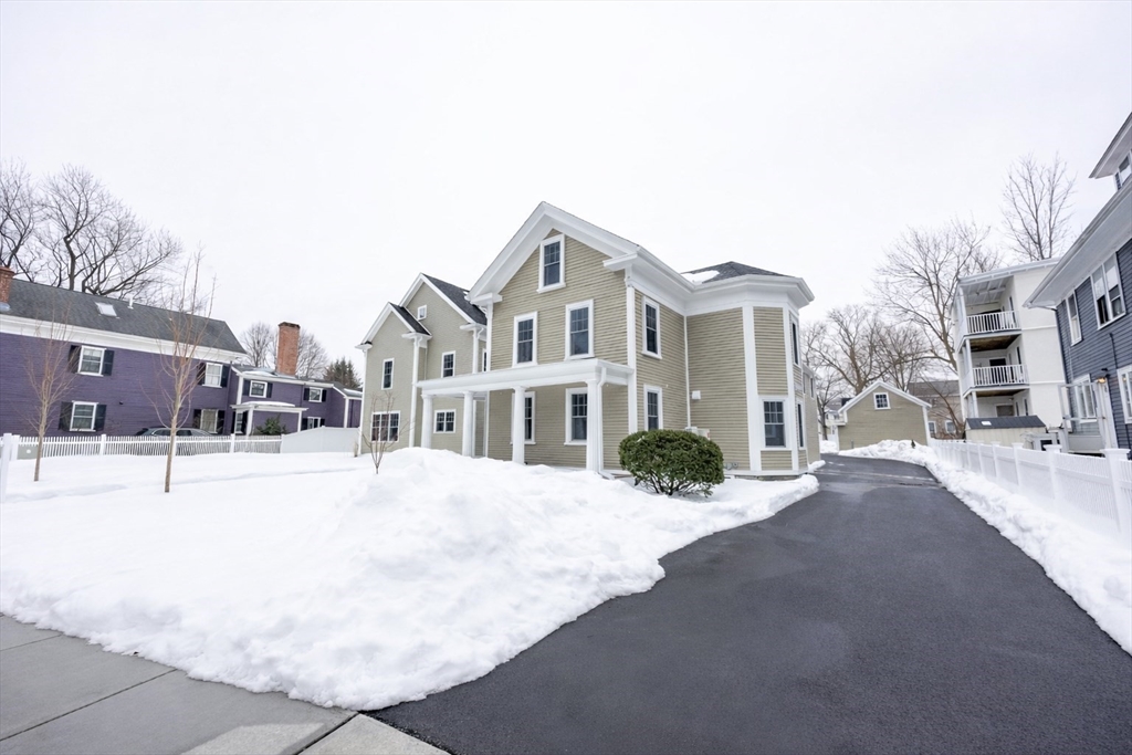 54 South St, Medford, Massachusetts 02155