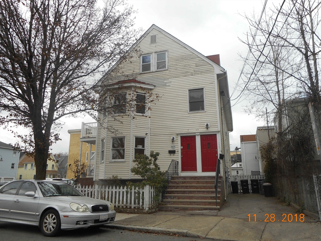 129 Glen St, Somerville, Massachusetts 02145