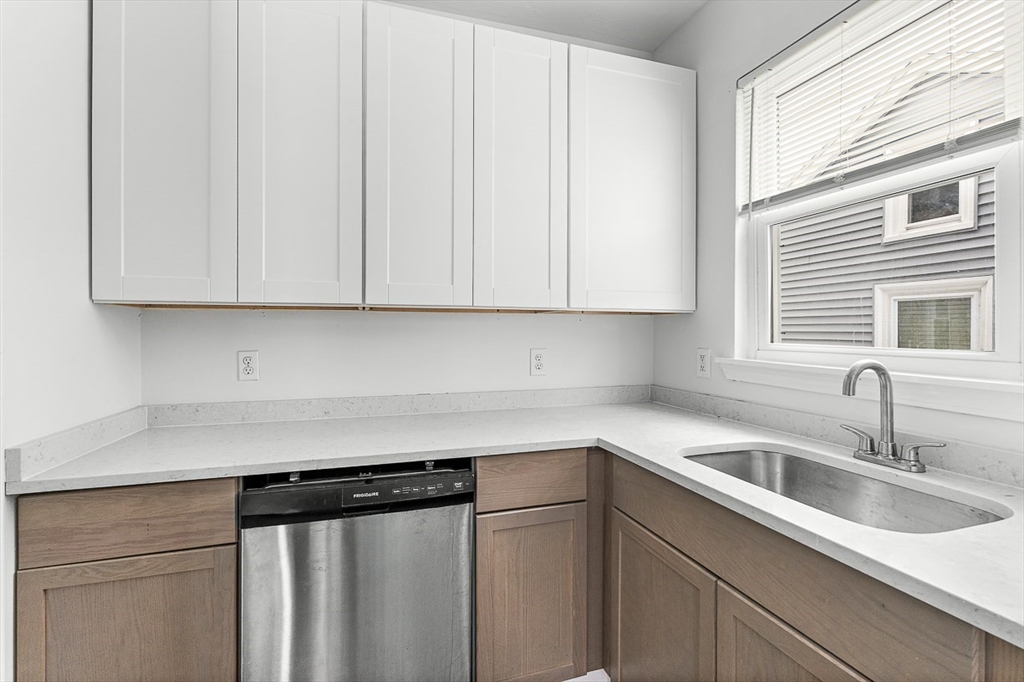 18 St. Clair Street, Lynn, Massachusetts 01902