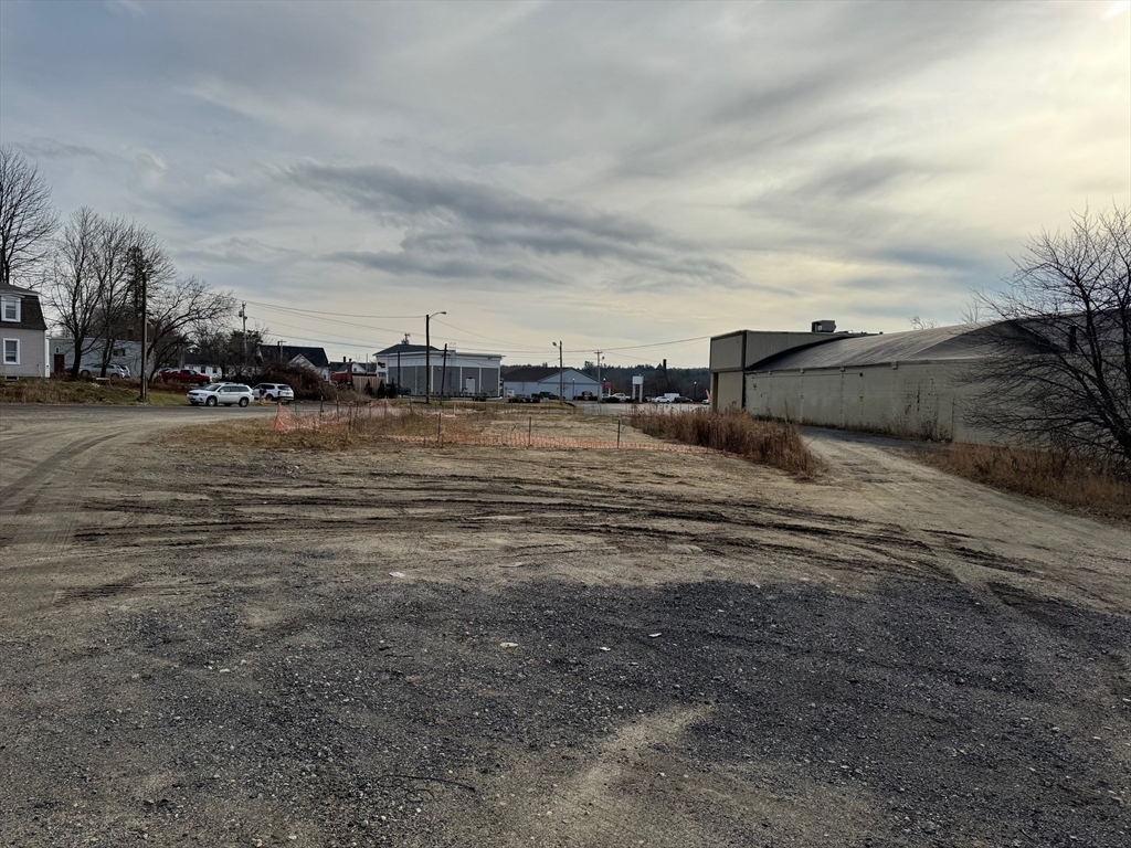 2 Juniper St, Winchendon, Massachusetts 01475