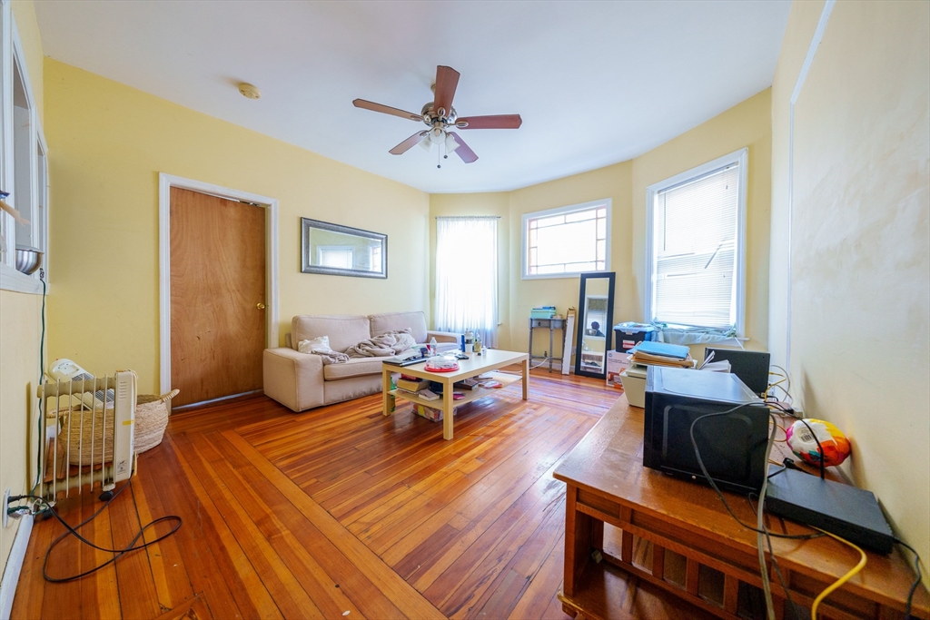 41 Derby St, Somerville, Massachusetts 02145
