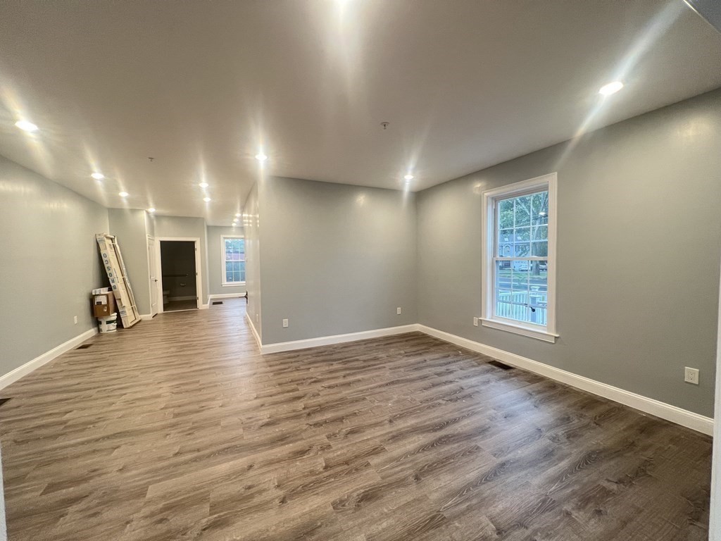 336 Cambridge St, Burlington, Massachusetts 01803