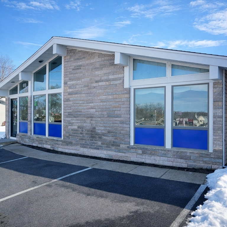 670 Pleasant St, Brockton, Massachusetts 02301