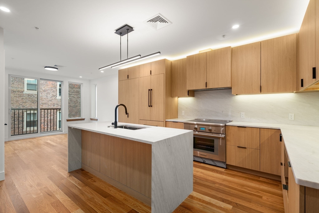 58 Kent, Brookline, Massachusetts 02445