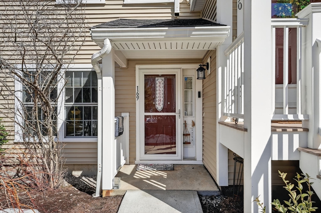 169 Tyson Common Lane, Braintree, Massachusetts 02184