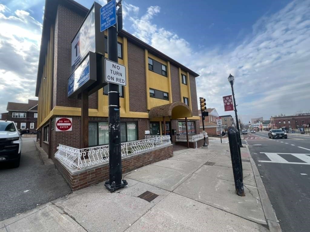 571 Broadway, Everett, Massachusetts 02149