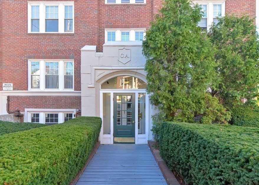 21 Bradlee Rd, Medford, Massachusetts 02155