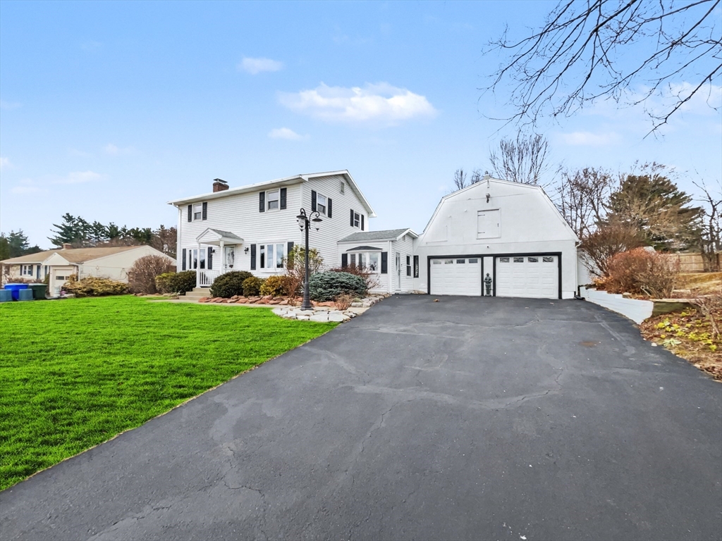 23 Rachael St, Springfield, Massachusetts 01129