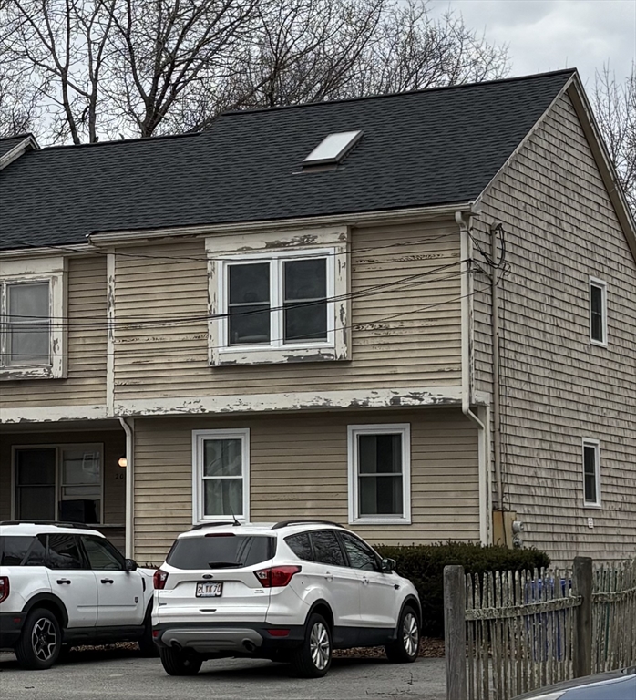 205 Knight Ave, Attleboro, Massachusetts 02703