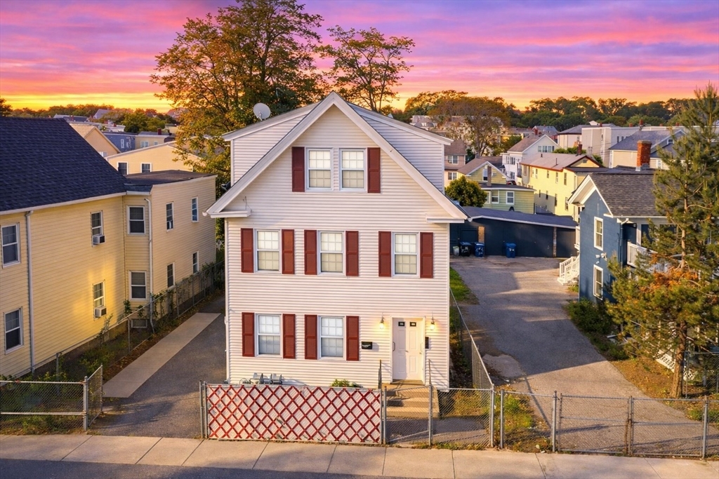 42 Morton St, Lawrence, Massachusetts 01841