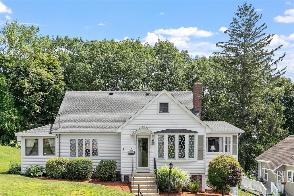 10 Edwidge Street, Worcester, Massachusetts 01602