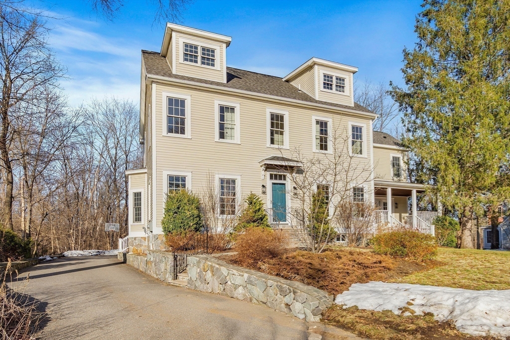 381 Thoreau Street, Concord, Massachusetts 01742