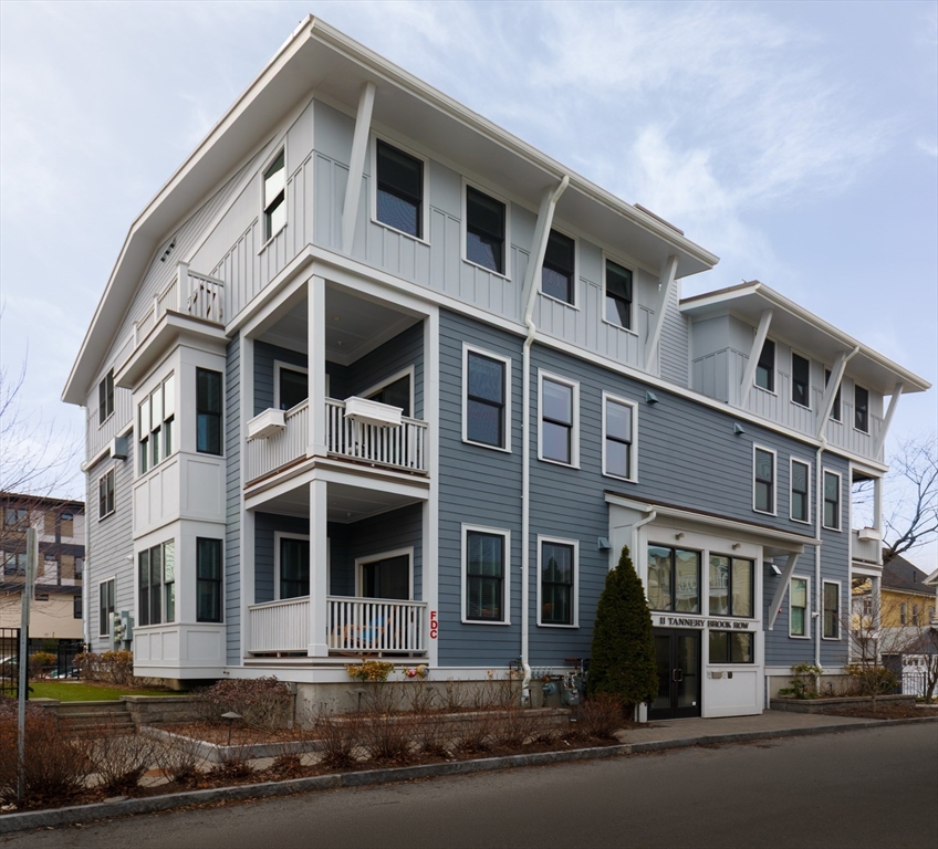 11 Tannery Brook Row, Somerville, Massachusetts 02144