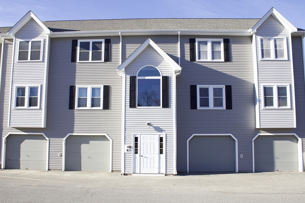 84 Tennis Plaza Road, Dracut, Massachusetts 01826